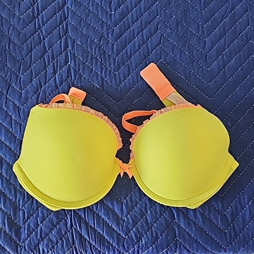 Victoria's Secret 34D bright yellow bra